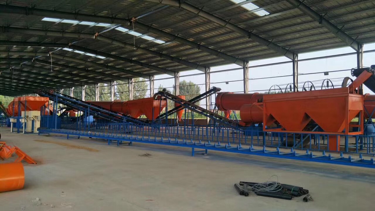 還不知道怎么選擇有機肥加工設備振動篩的篩網？就看這篇